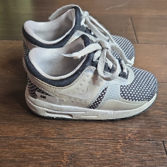 Nike Other - Nike Kids Air Max Zero